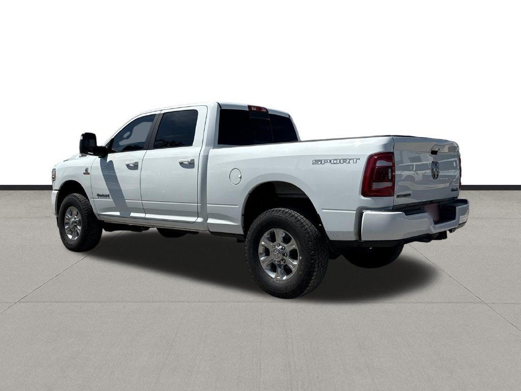 Used 2024 RAM 2500 Big Horn w/ Level 2 Equipment Group AWD/4WD image 7