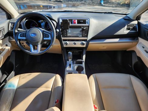 Used 2017 Subaru Outback 2.5i Limited image 7