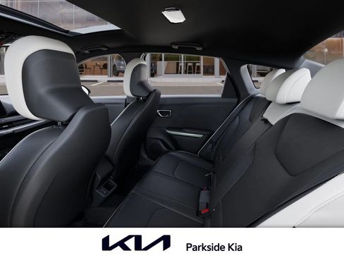 New 2026 Kia K4 GT-Line image 18