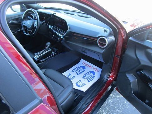 Certified 2024 Chevrolet Trax RS image 25