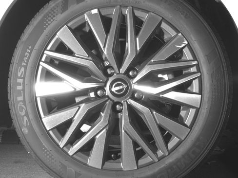 Used 2025 Nissan Altima 2.5 SV FWD image 13
