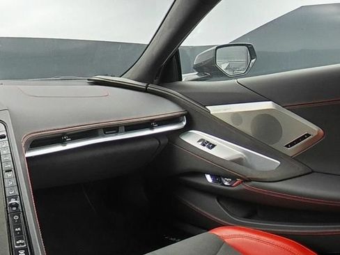 Used 2023 Chevrolet Corvette Stingray Premium Conv w/ Z51 Performance Package RWD image 22