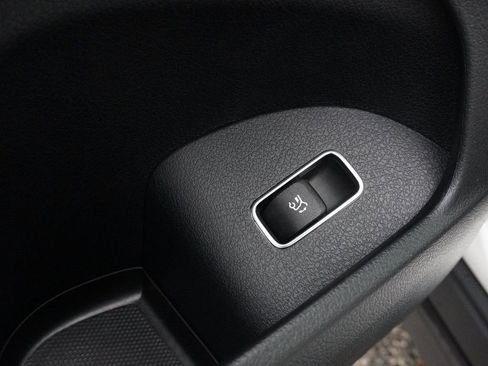 Used 2025 Mercedes-Benz GLE 350 4MATIC image 39