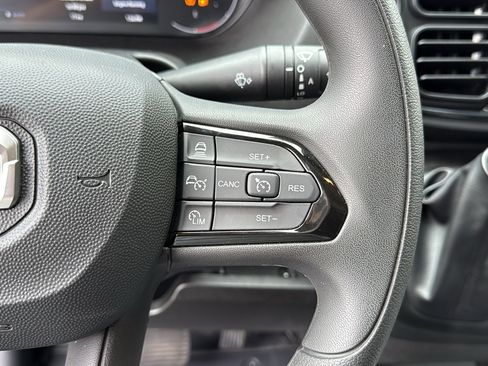 Used 2025 RAM ProMaster 2500 w/ Premium Convenience Group image 15