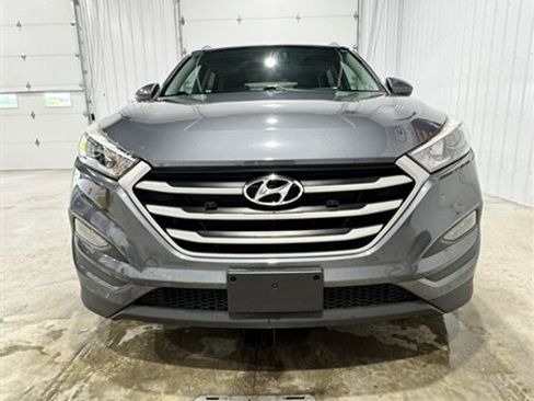 Used 2017 Hyundai Tucson SE w/ SE Popular Package 02 AWD/4WD image 3