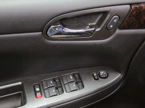 Used 2016 Chevrolet Impala LS image 16