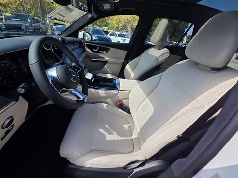 Certified 2026 Mercedes-Benz GLC 300 image 24