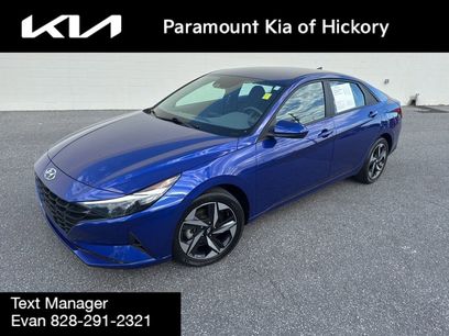 Used 2023 Hyundai Elantra SEL w/ Convenience Package