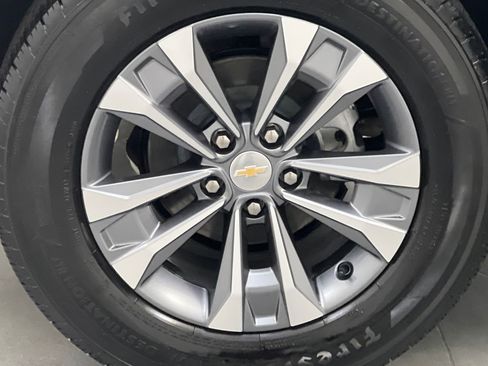 Used 2026 Chevrolet Equinox LT FWD image 59