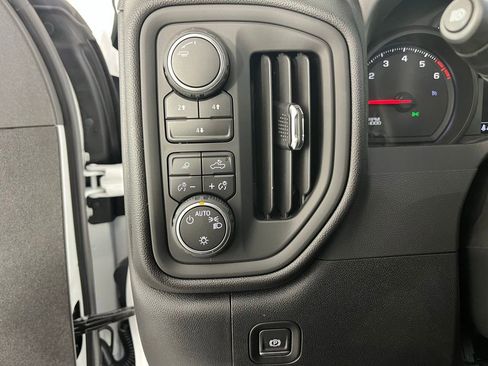 New 2026 Chevrolet Silverado 2500 Custom image 21