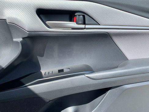 New 2026 Toyota Camry SE FWD image 18