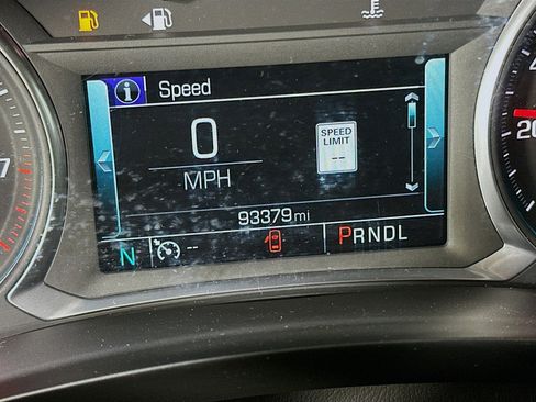 Used 2019 Chevrolet Traverse LT w/ LT Premium Package image 19