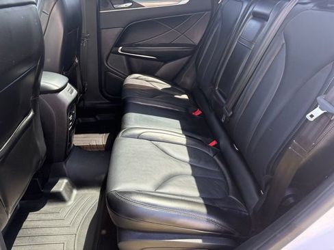 Used 2019 Lincoln MKC Reserve w/ MKC Technology Package AWD/4WD image 14