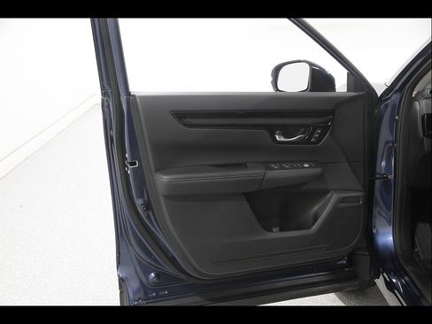 Used 2024 Honda CR-V EX-L image 4