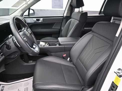 Used 2025 Hyundai Santa Fe SEL image 24