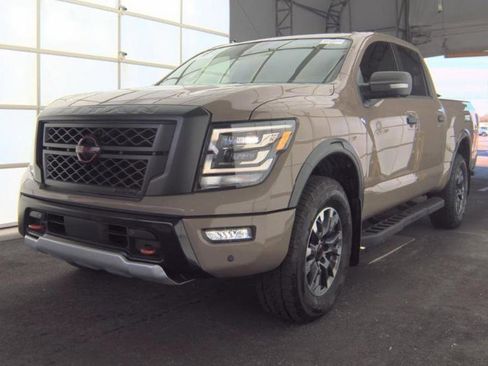 Used 2024 Nissan Titan PRO-4X w/ Pro-4x Convenience Package image 1