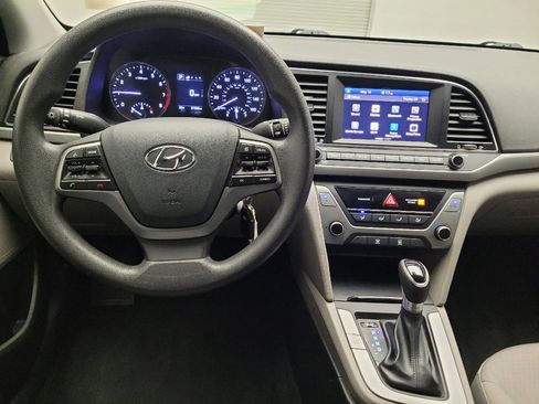 Used 2018 Hyundai Elantra SEL FWD image 22