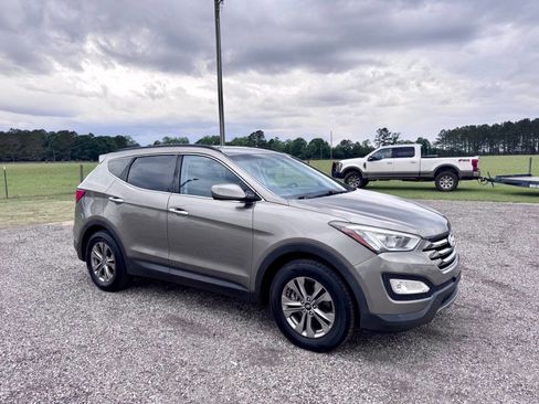Used 2016 Hyundai Santa Fe Sport w/ Option Group 02 FWD image 7