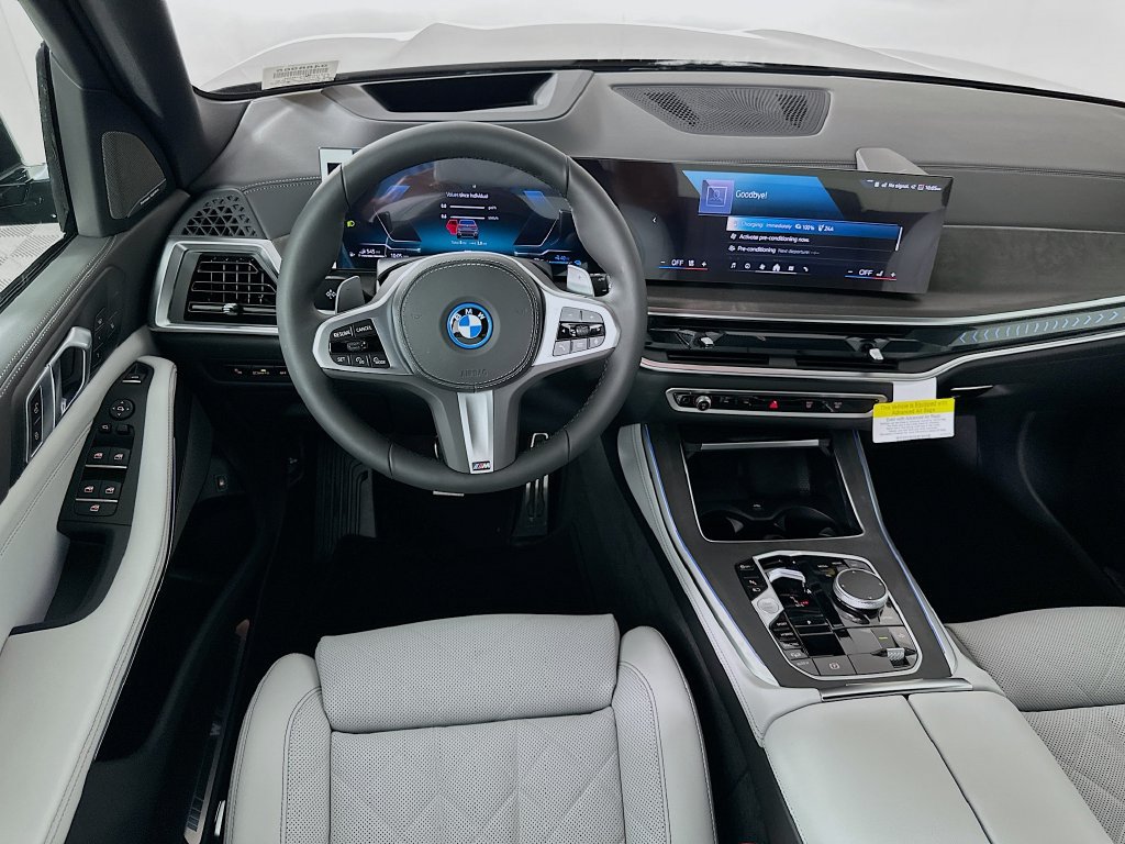 Used 2026 BMW X5 xDrive50e w/ M Sport Package AWD/4WD image 19