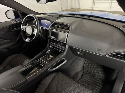 Used 2020 Jaguar F-PACE SVR AWD/4WD image 50