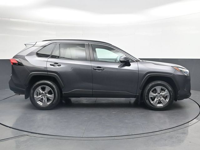 Used 2024 Toyota RAV4 XLE FWD image 3