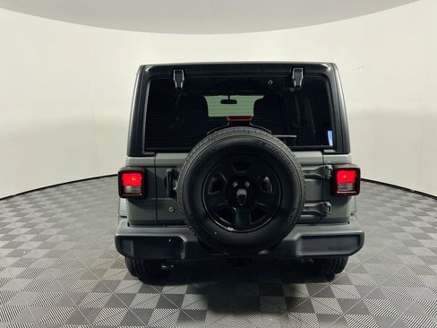 Used 2023 Jeep Wrangler Unlimited Sport AWD/4WD image 4