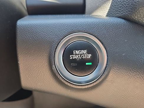 Used 2022 GMC Terrain SLT AWD/4WD image 19