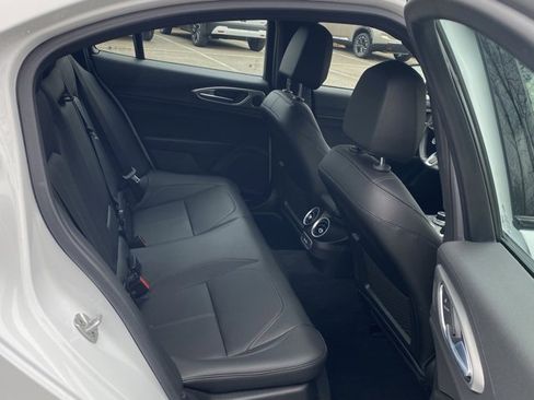 Used 2024 Alfa Romeo Giulia Ti image 42