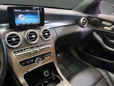 Used 2019 Mercedes-Benz C 300 4MATIC Sedan image 18