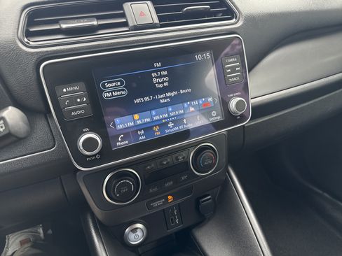 Certified 2025 Nissan Leaf S FWD image 16