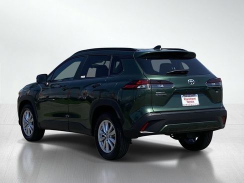 Certified 2026 Toyota Corolla Cross LE FWD image 4