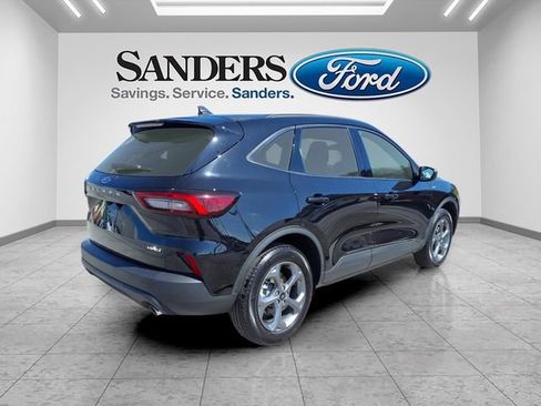 Used 2025 Ford Escape ST-Line AWD/4WD image 2