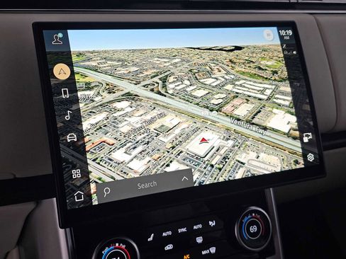 Used 2023 Land Rover Range Rover SE image 24