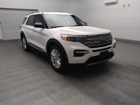 Used 2021 Ford Explorer Limited w/ Hybrid Equipment Group 310A RWD image 13