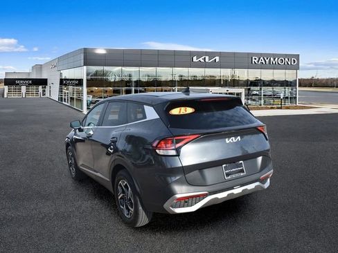Certified 2023 Kia Sportage LX FWD image 5