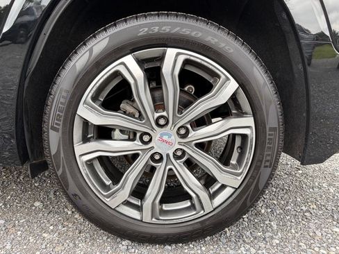 Used 2018 GMC Terrain Denali w/ GMC Pro Grade Package AWD/4WD image 16