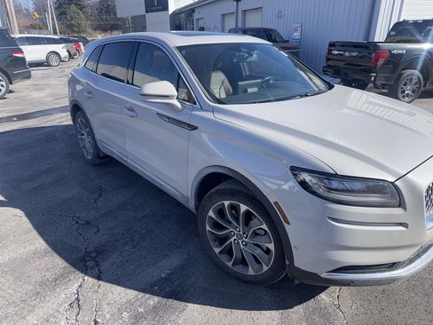 Certified 2023 Lincoln Nautilus Reserve w/ Equipment Group 201A image 5