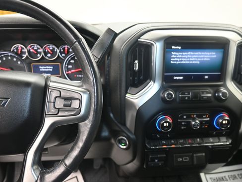 Used 2019 Chevrolet Silverado 1500 RST AWD/4WD image 20