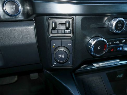 Used 2024 Ford F350 Lariat w/ Lariat Ultimate Package image 26