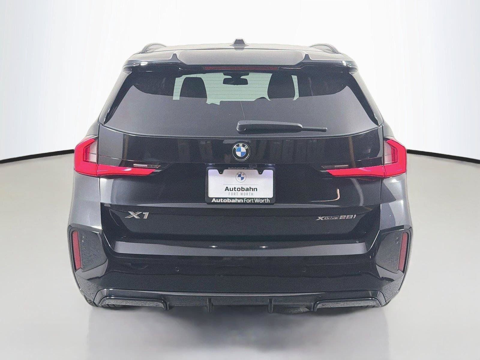 New 2027 BMW X1 xDrive28i AWD/4WD image 6