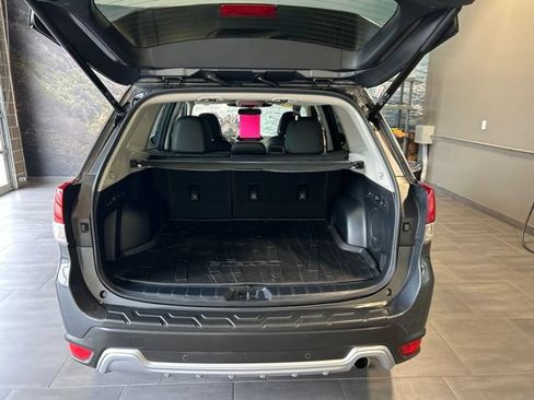 Used 2024 Subaru Forester Touring AWD/4WD image 32