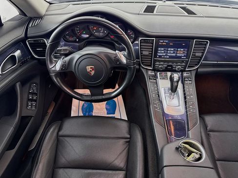 Used 2012 Porsche Panamera 4 image 27