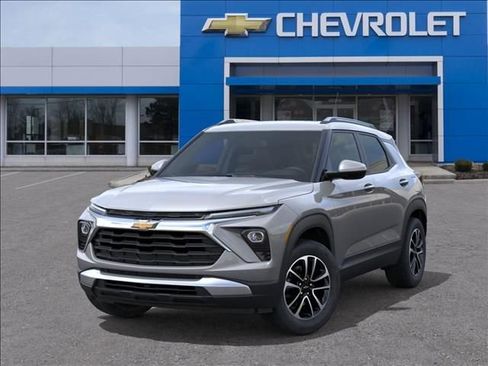 New 2026 Chevrolet TrailBlazer LT FWD image 6