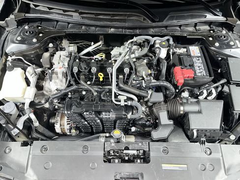 Used 2025 Nissan Altima 2.5 SV image 12