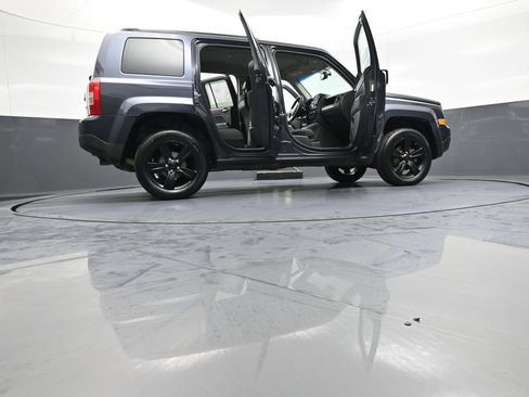 Used 2015 Jeep Patriot Sport w/ Power Value Group FWD image 47