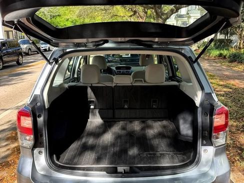 Used 2017 Subaru Forester 2.5i w/ Alloy Wheel Package AWD/4WD image 3
