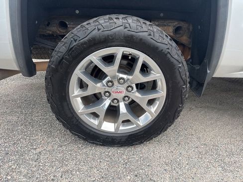 Used 2018 GMC Sierra 1500 SLT AWD/4WD image 14