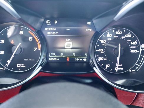 Used 2019 Alfa Romeo Giulia RWD image 22
