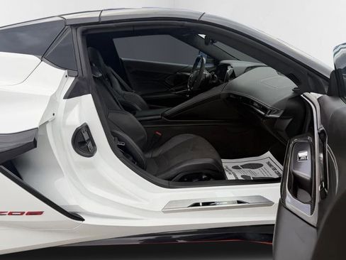 Used 2023 Chevrolet Corvette Z06 w/ Stealth Interior Trim Package image 31