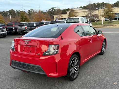 Used 2014 Scion tC image 4